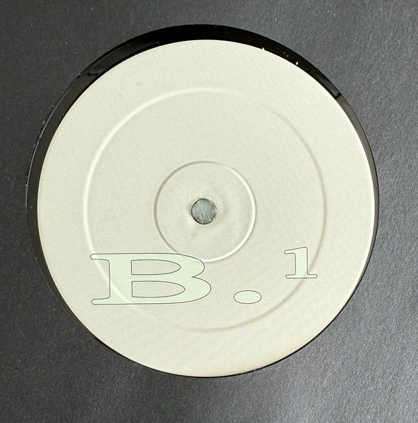 Omid Geadizadeh – Like The Sea Knows Blue (مثل دریا که آبی را می شناسد)