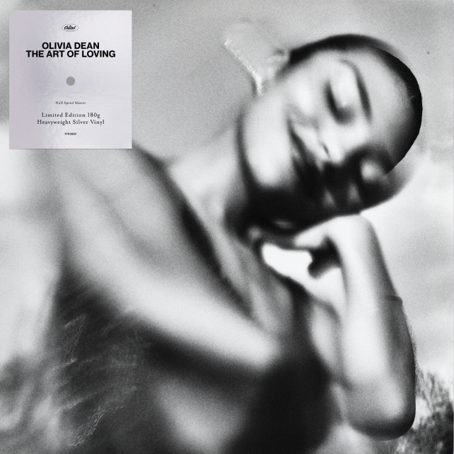 Olivia Dean - The Art of Loving [Anniversary Edition Silver Vinyl]【近日入荷予定】